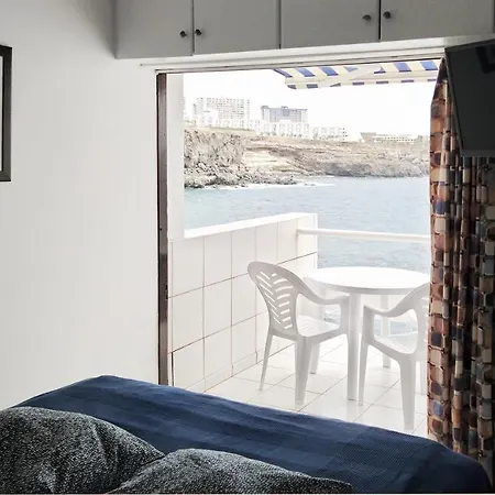 Apartmán First-line Waterfront Studio